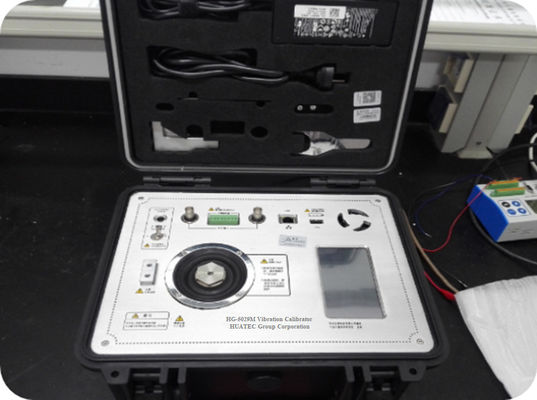 10 Hz ~ 4000 Hz 실험실 현장 휴대용 쉐이커 진동 캘리브레이터 휴대용