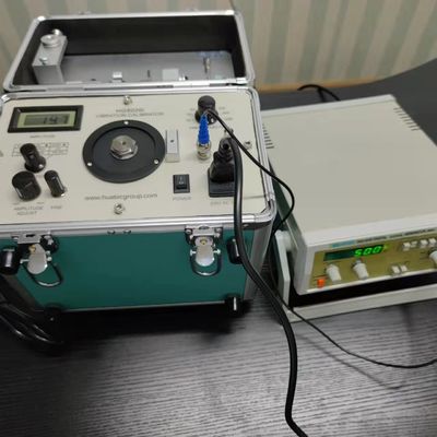 디지털 진동 캘리브레이터 캘리브레이트 진동 미터 진동 쉐이커 1Hz ~ 10kHz 지속적으로 조절 가능한 HG-5020i